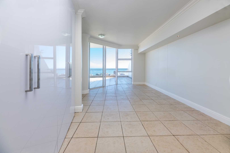 To Let 2 Bedroom Property for Rent in Sea Point Western Cape